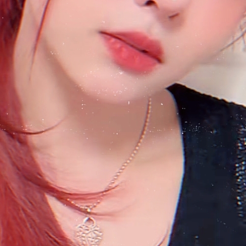 Behind-the-scenes cut of E:U (EVERGLOW)