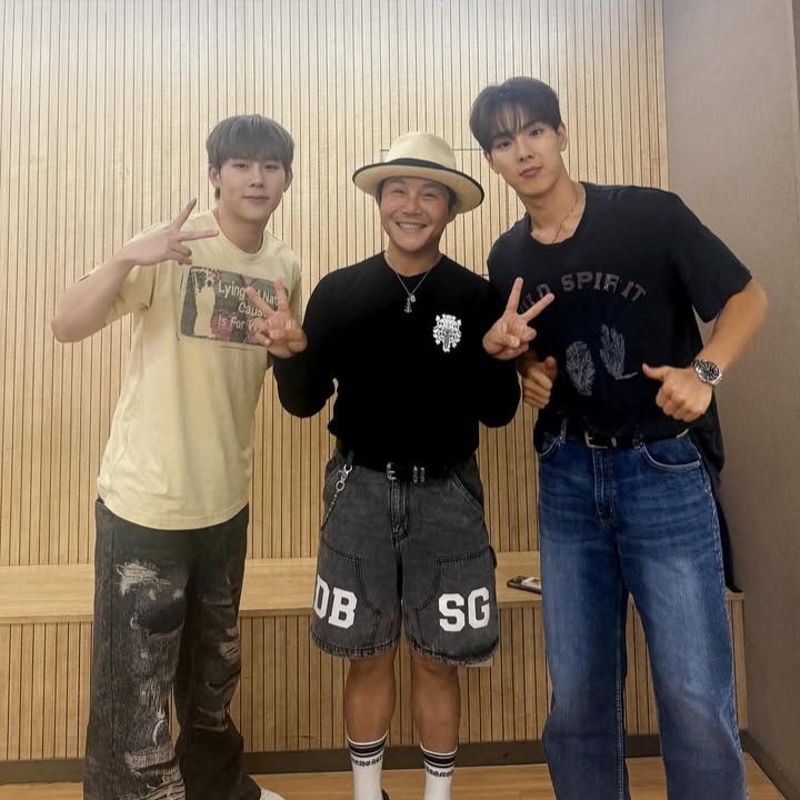 Foto aktivitas terbaru Shownu (MONSTA X)