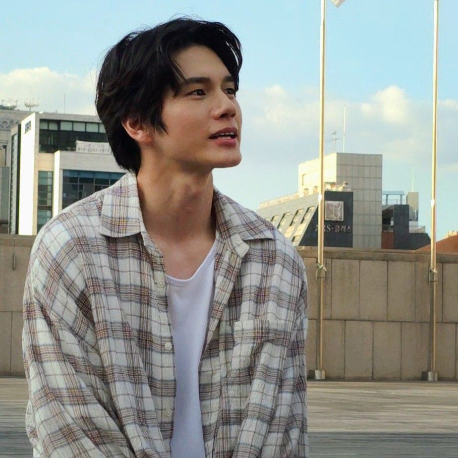A moment captured by Ong Seongwu's fan