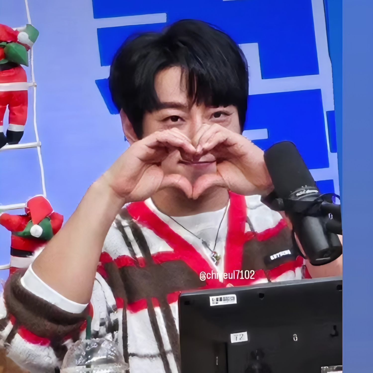 ファン・チヨルの舞台裏ショット