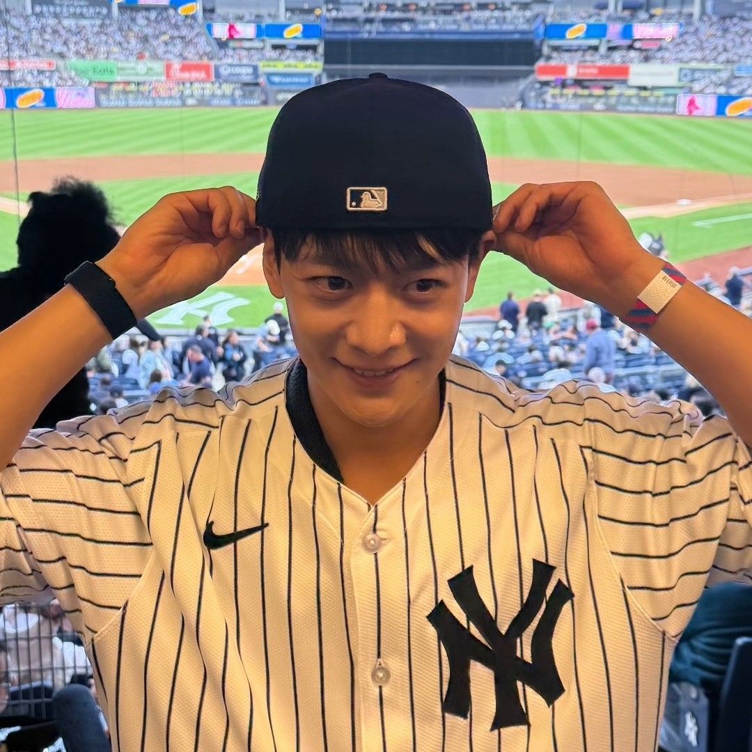 Latest photo of Minho (SHINee)