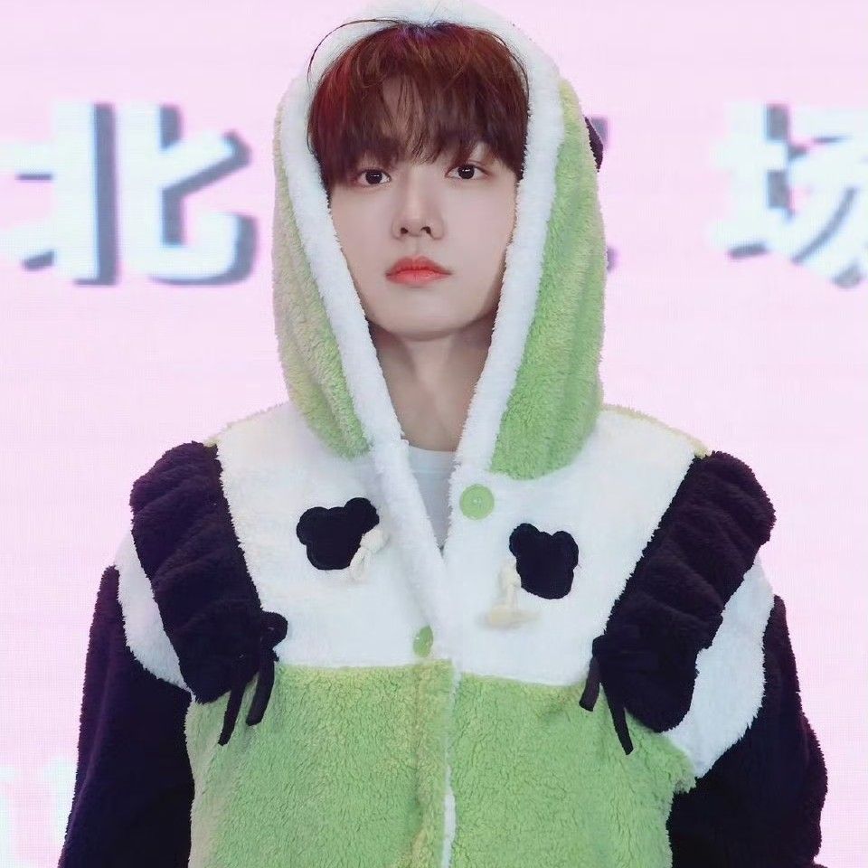 Recent activity shot of Myeong Jaehyun (BOYNEXTDOOR)