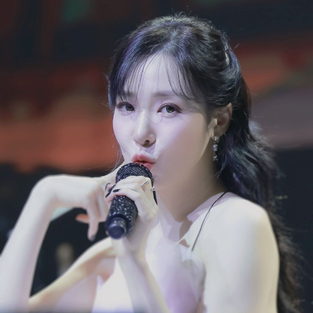 A moment captured by Tiffany Young (Girls' Generation)'s fan