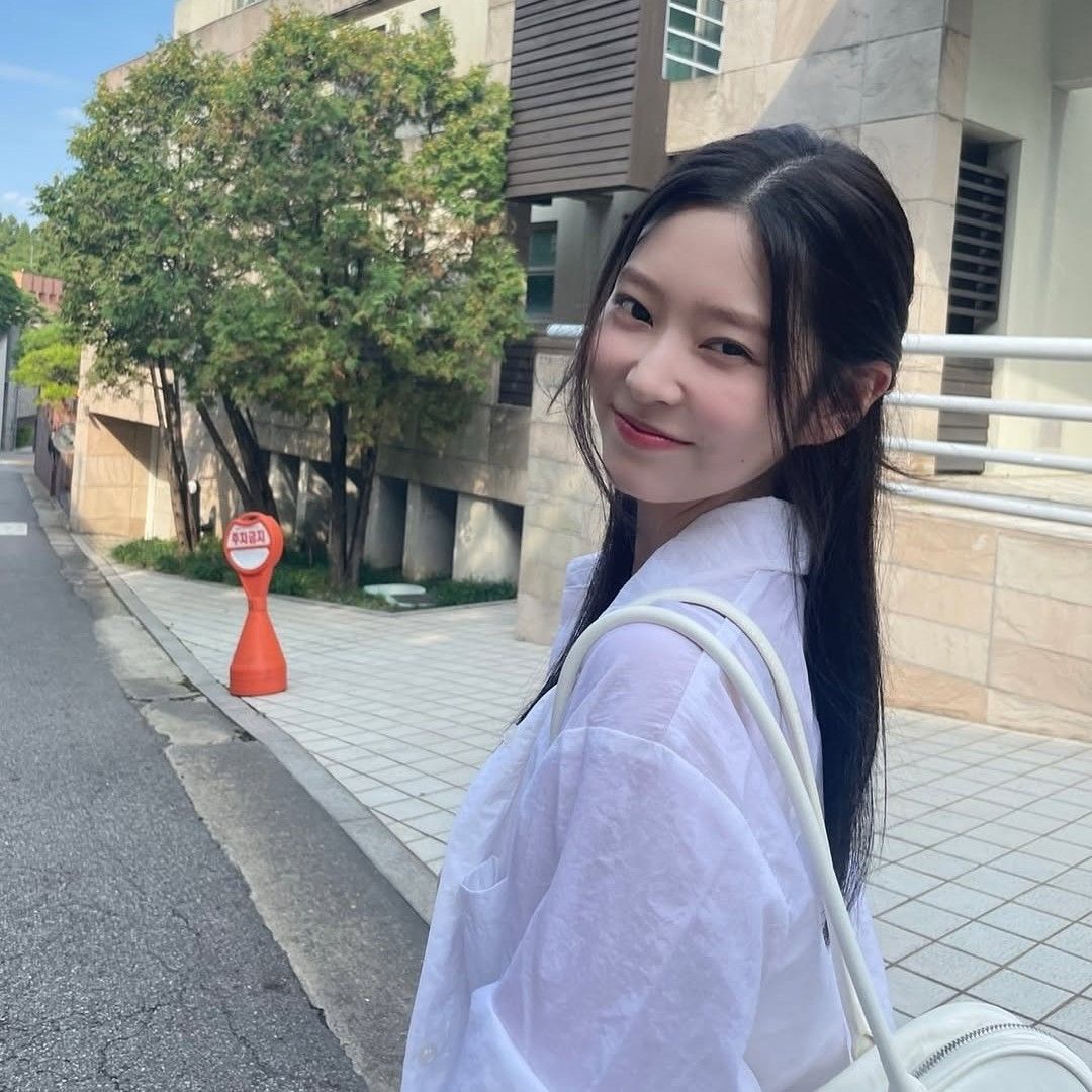 Foto terbaru Kim Minju