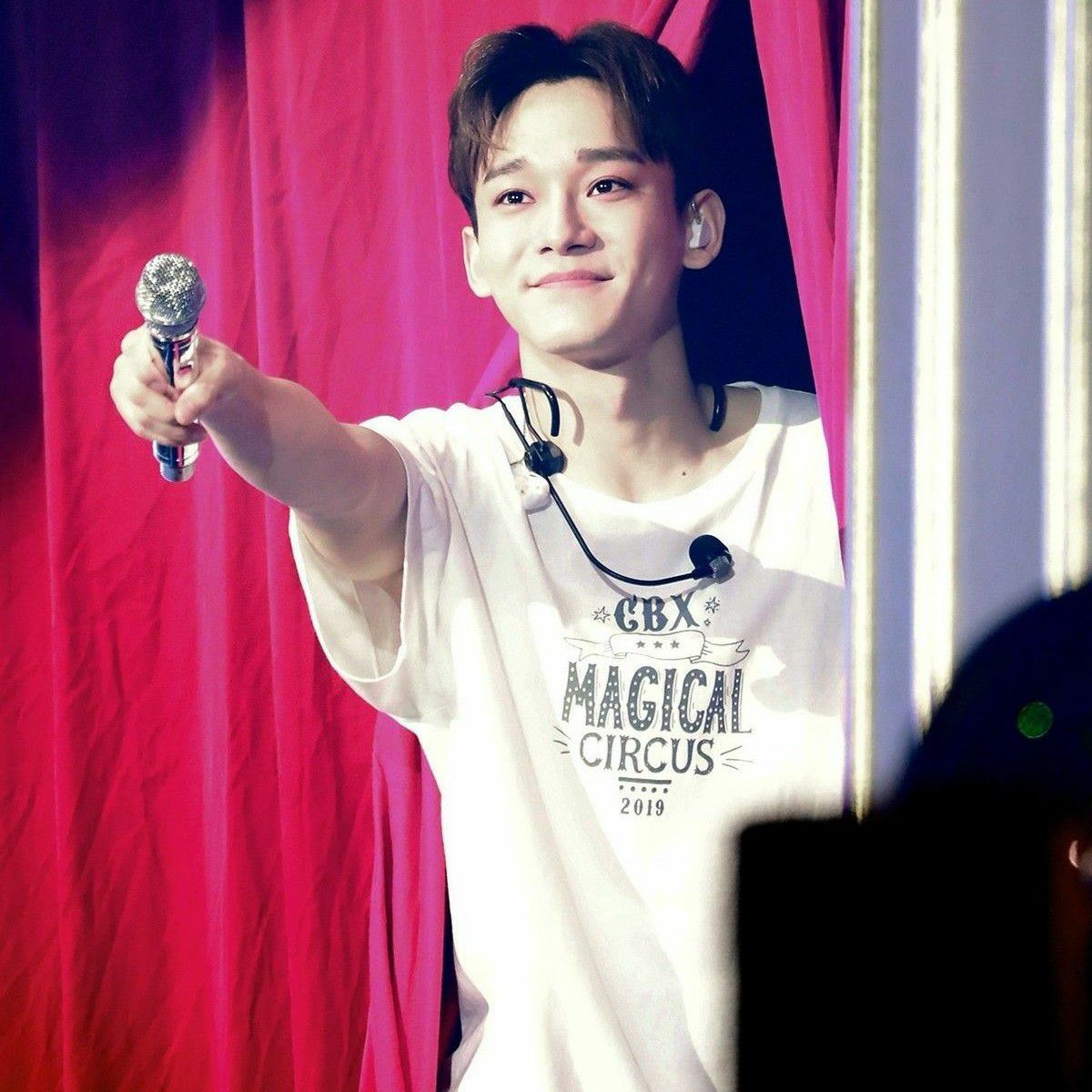 A moment captured by Chen (EXO)'s fan