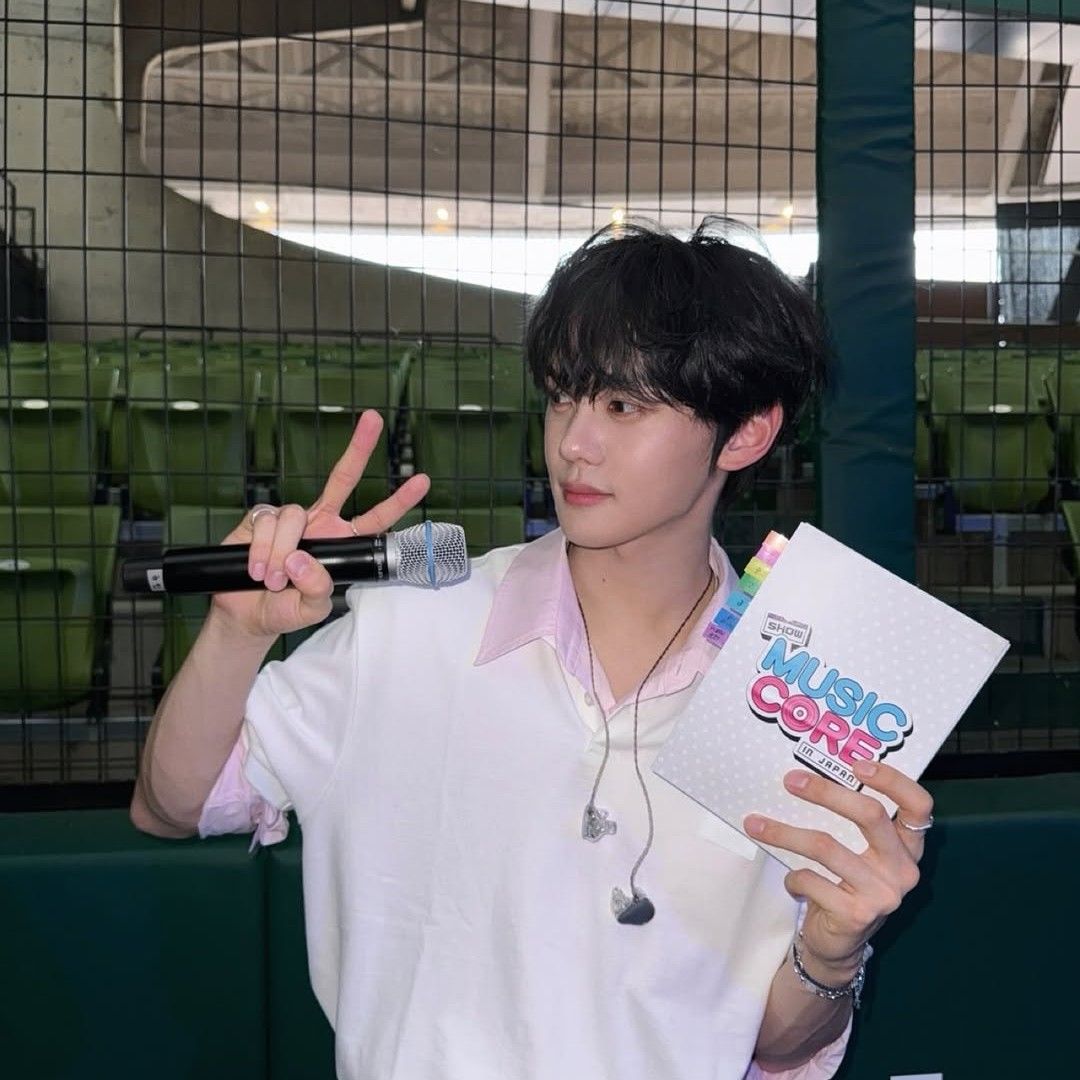 김규빈 (제로베이스원) 최근 활동샷