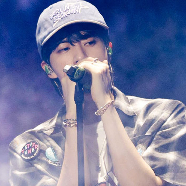 Potret di balik layar Jin (BTS)