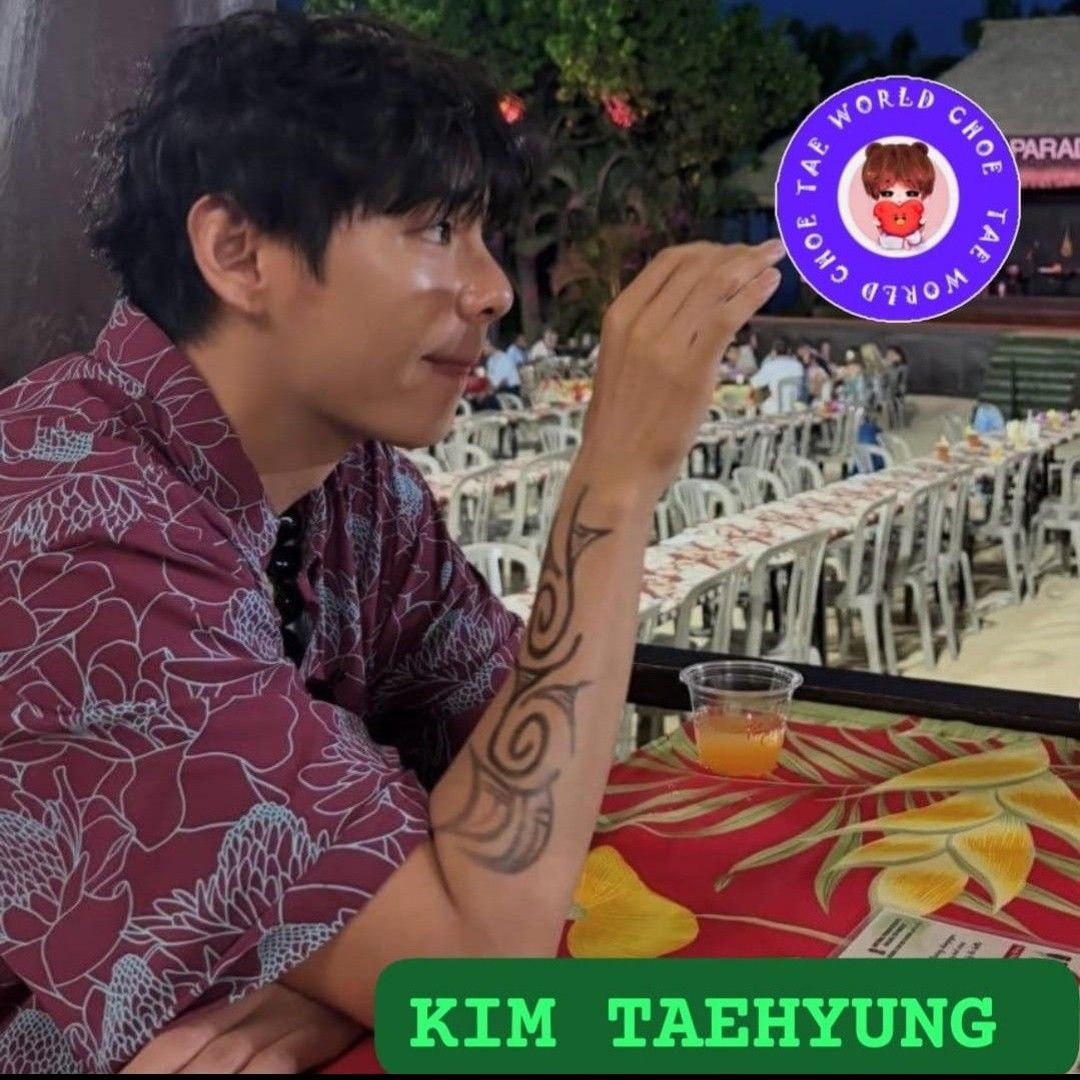 A moment captured by V (BTS)'s fan