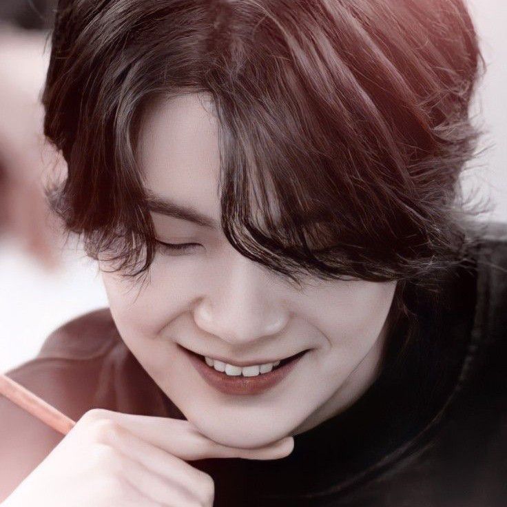 슈가 (방탄소년단) 최근 활동샷