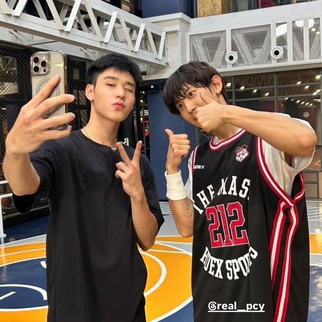 Behind-the-scenes cut of Chanyeol (EXO)