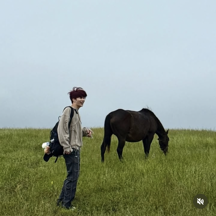 Behind-the-scenes cut of Park Gunwook (ZEROBASEONE)