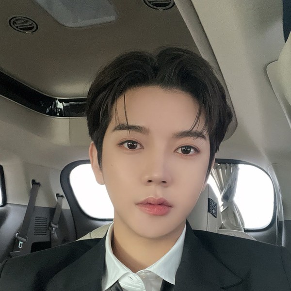 Shining profile picture of REN on today's Choeaedol