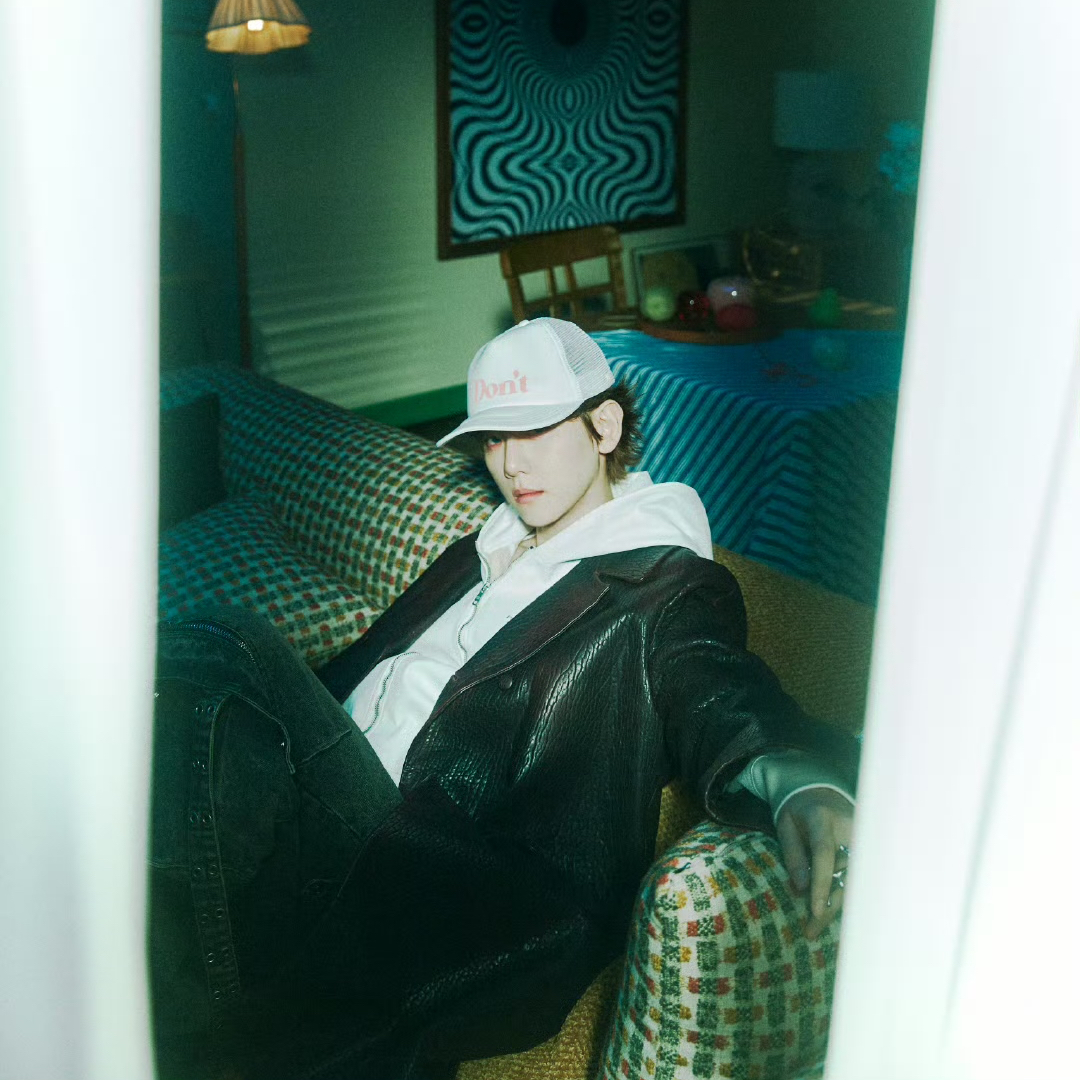 Recent activity shot of Baekhyun (EXO)