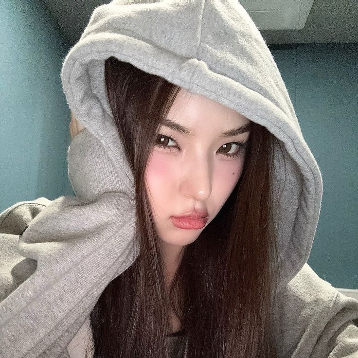 Recent activity shot of Mai (izna)