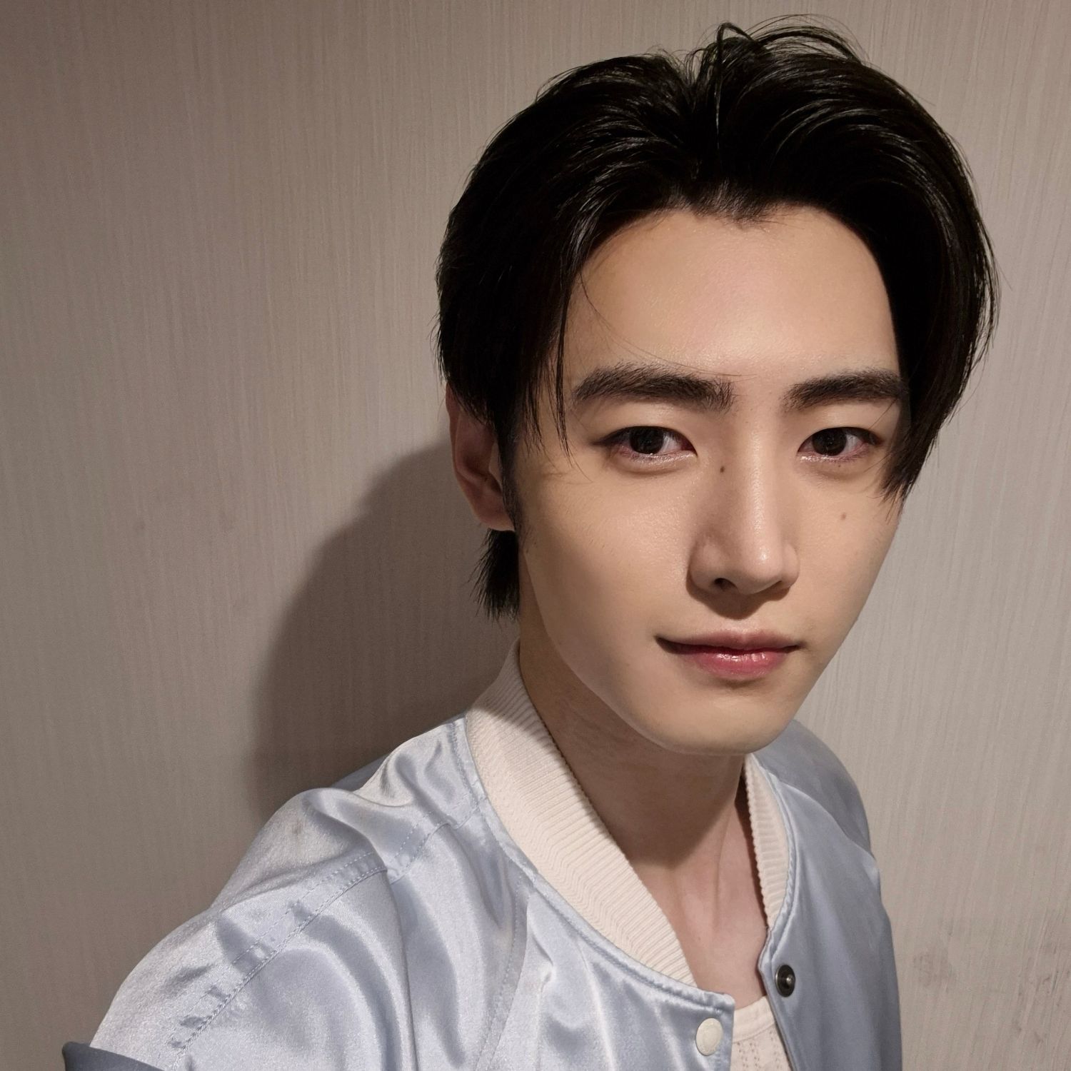 Recent activity shot of Sunghoon (ENHYPEN)