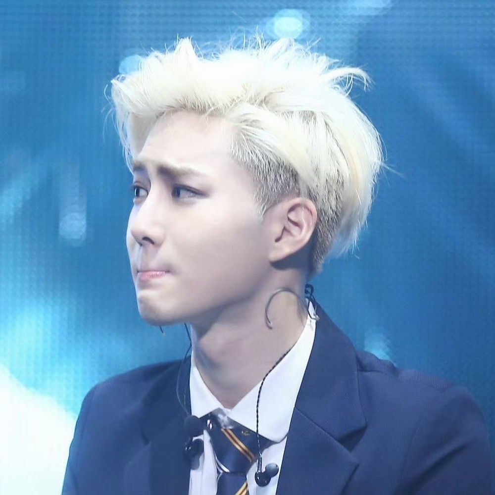 Recent activity shot of Suho (EXO)