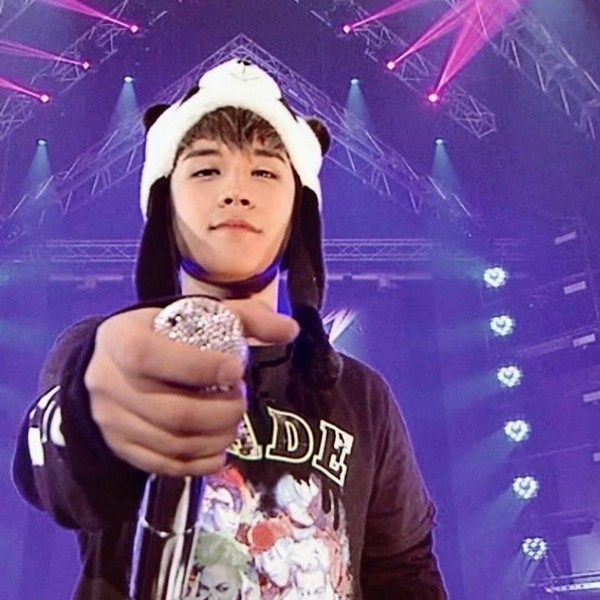 Popular profile image of Seungri selected by votes