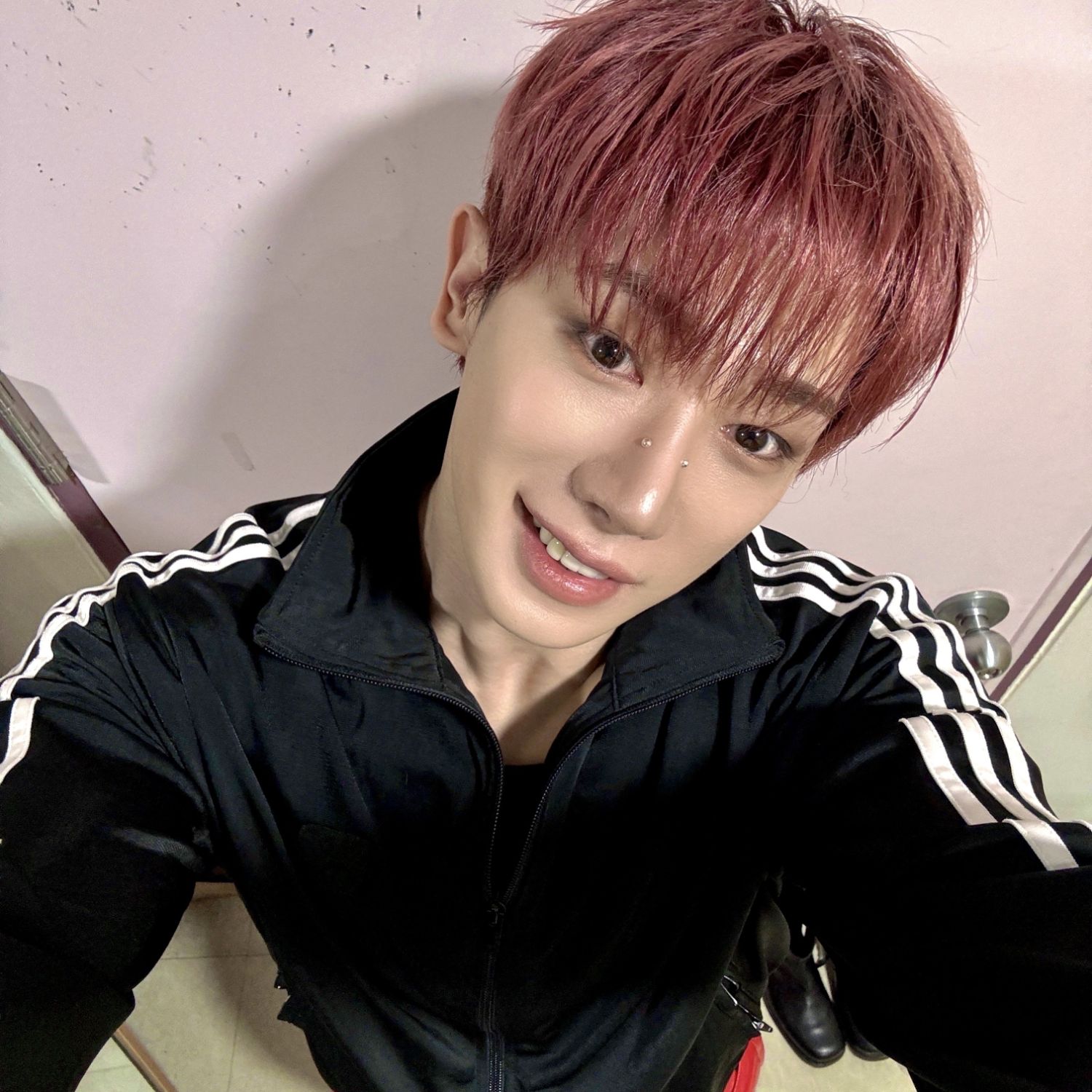 Foto aktivitas terbaru Wonho