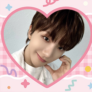 A moment captured by Woonhak (BOYNEXTDOOR)'s fan