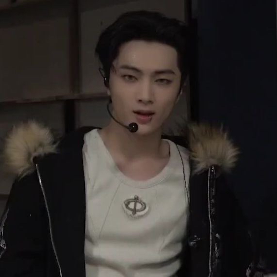 Latest photo of Jay (ENHYPEN)
