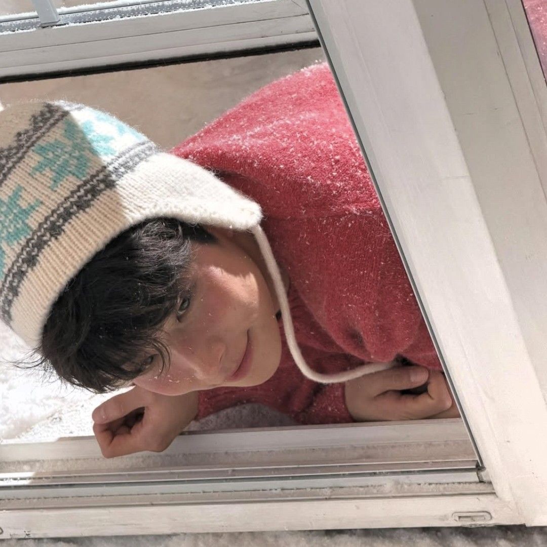 Behind-the-scenes cut of MJ (ASTRO)