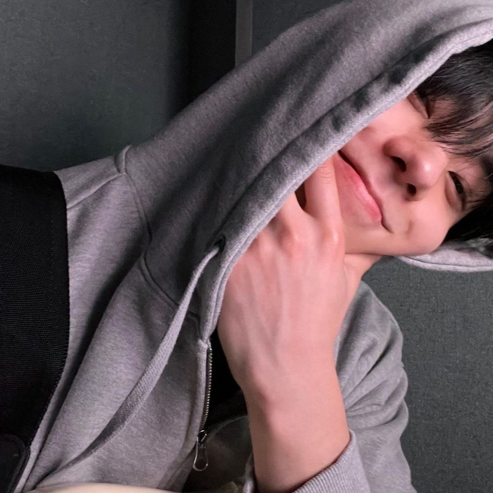 Recent activity shot of LEEJEONG (WHIB)