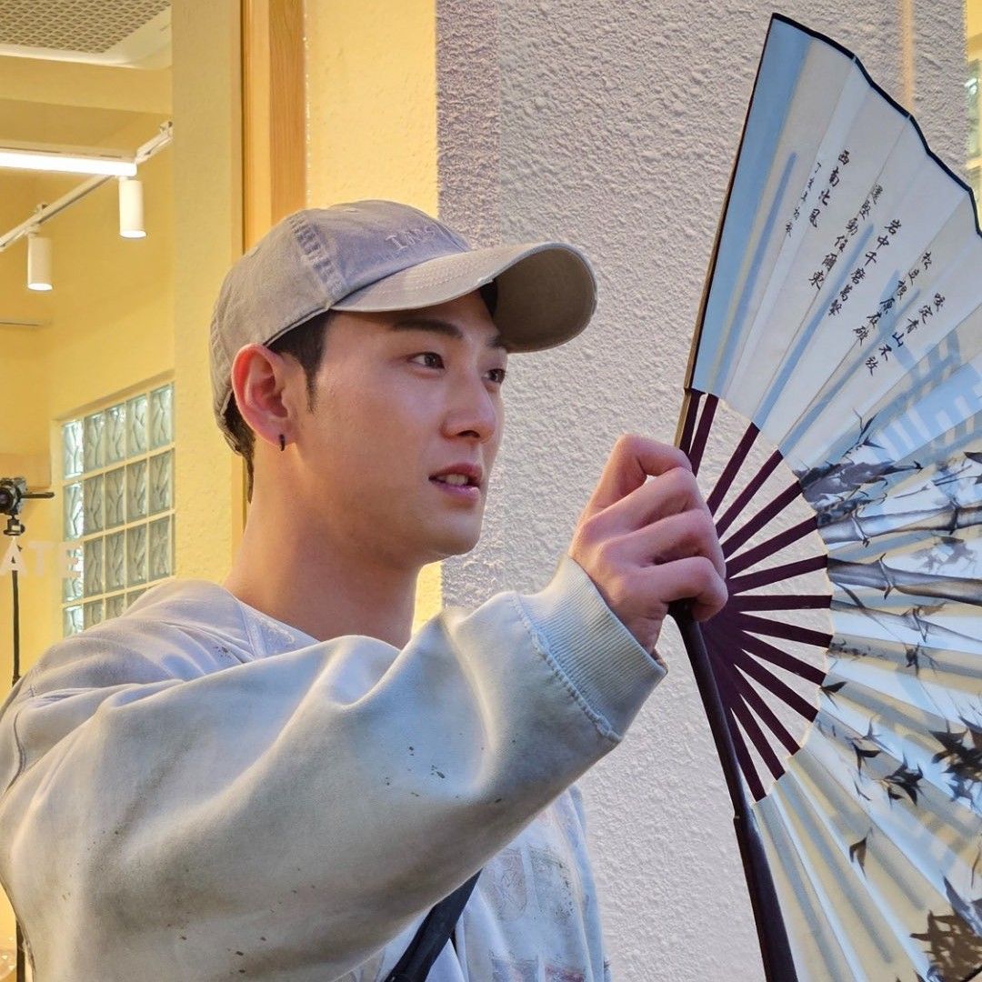 Latest photo of Baekho