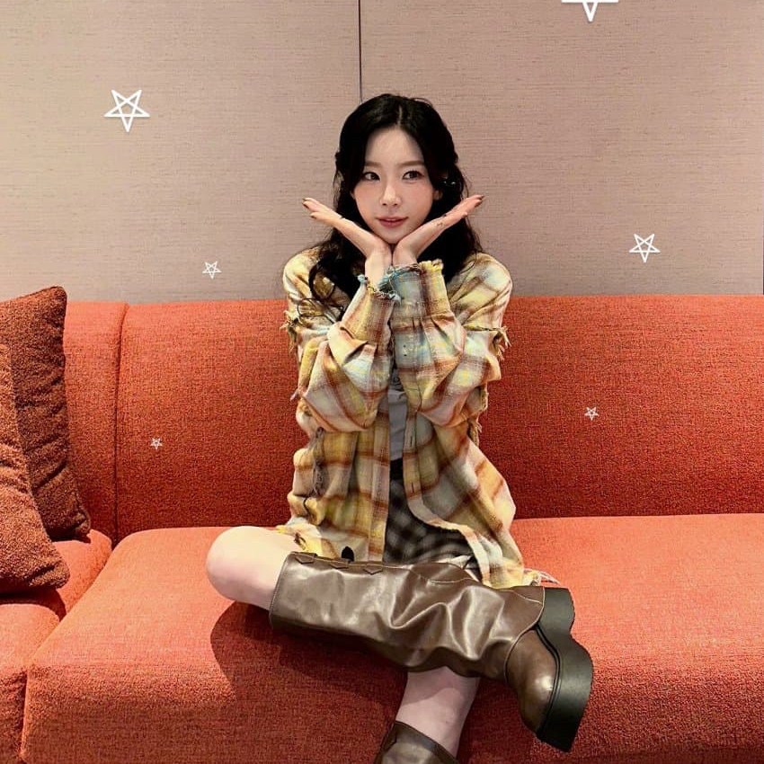 Latest photo of Taeyeon (Girls' Generation)