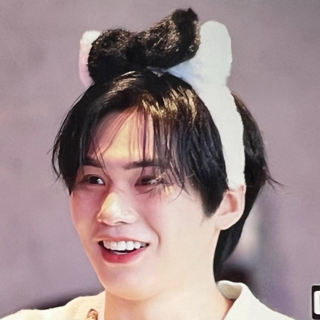 A moment captured by Rocky's fan