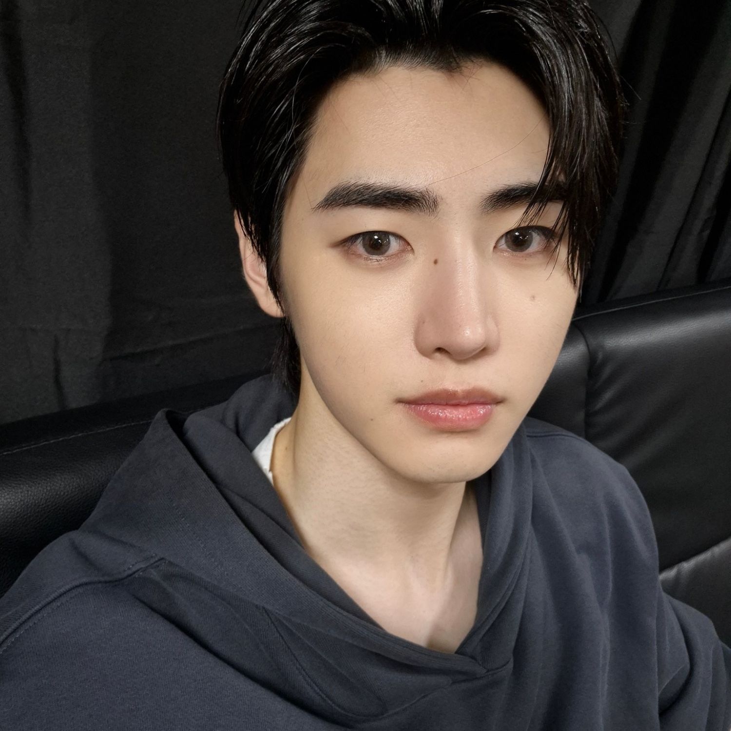 Foto aktivitas terbaru Sunghoon (ENHYPEN)