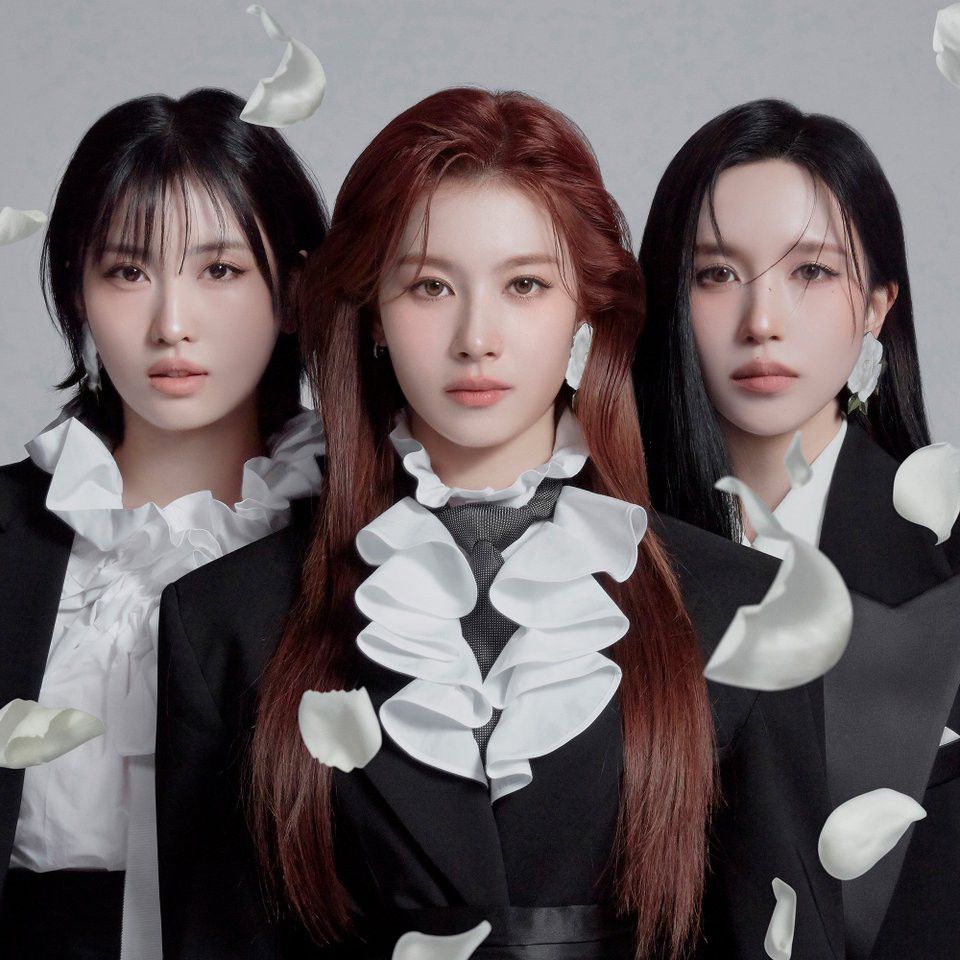 Sana (TWICE)的幕后花絮