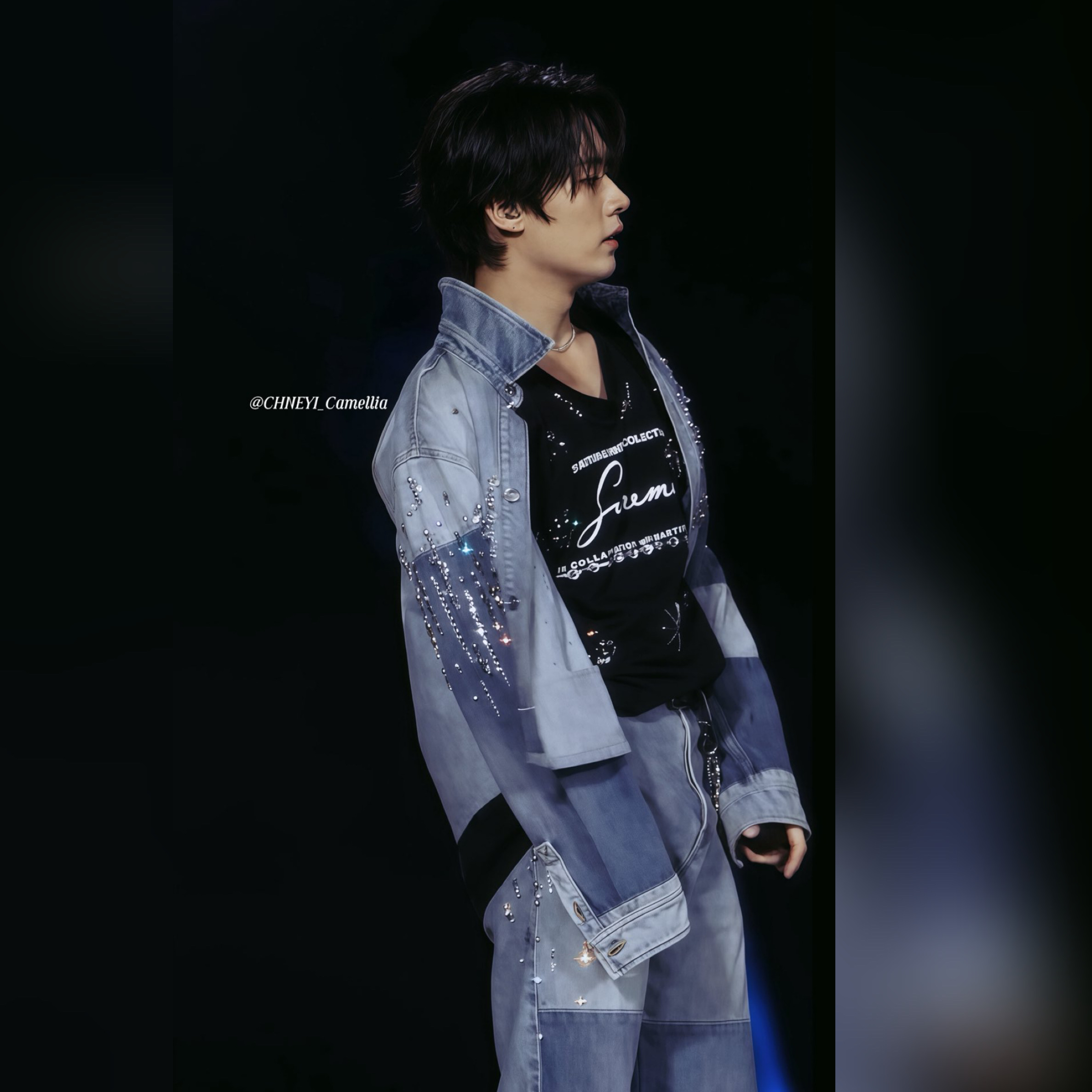 Recent activity shot of Lee Know (Stray Kids)