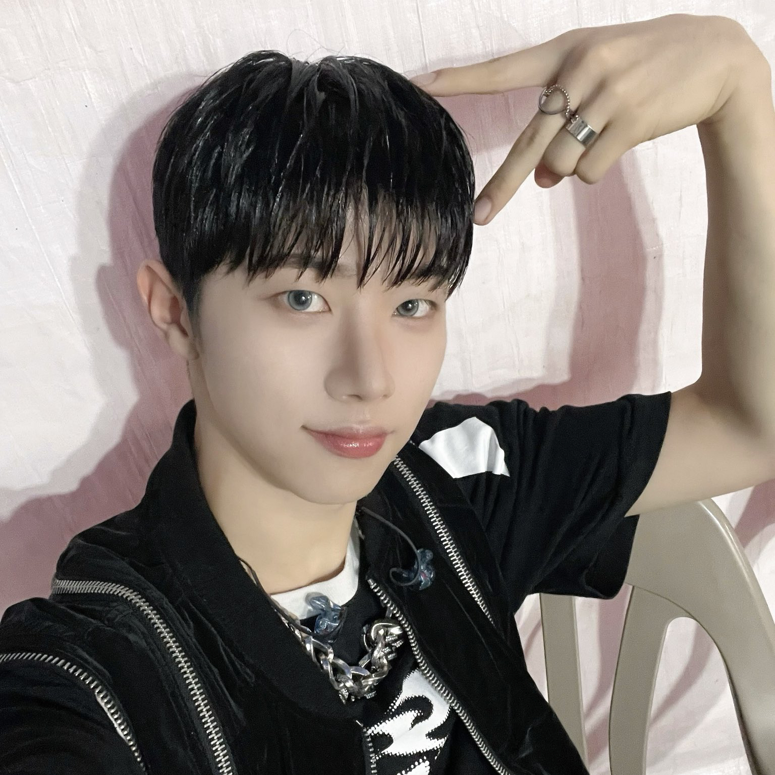 Latest photo of Hyunwoo (Xikers)