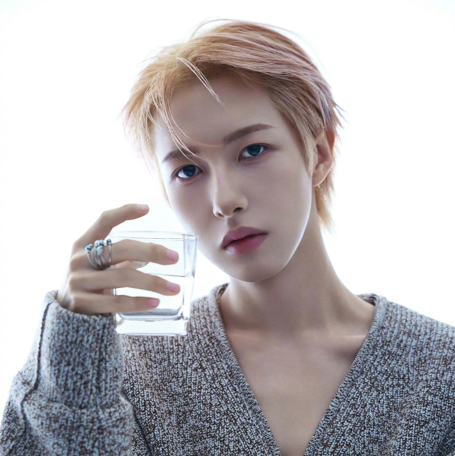 A moment captured by Renjun (NCT DREAM)'s fan