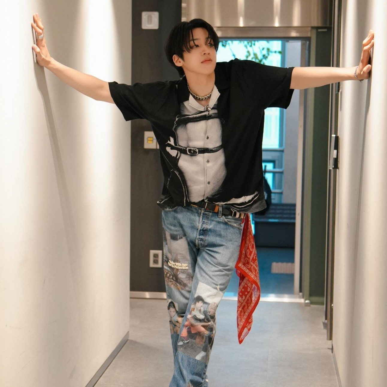 Behind-the-scenes cut of PENTAGON