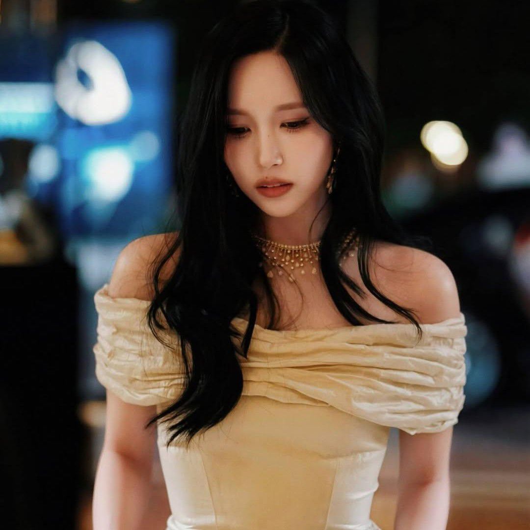 Recent activity shot of Mina (TWICE)