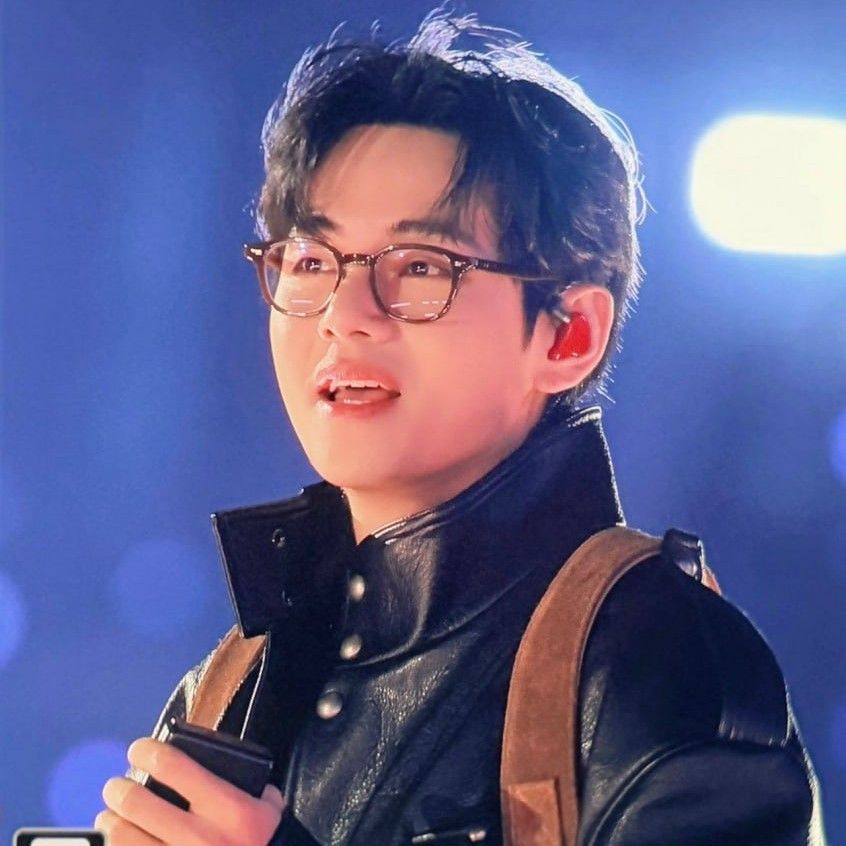 Momen yang diabadikan oleh penggemar V (BTS)