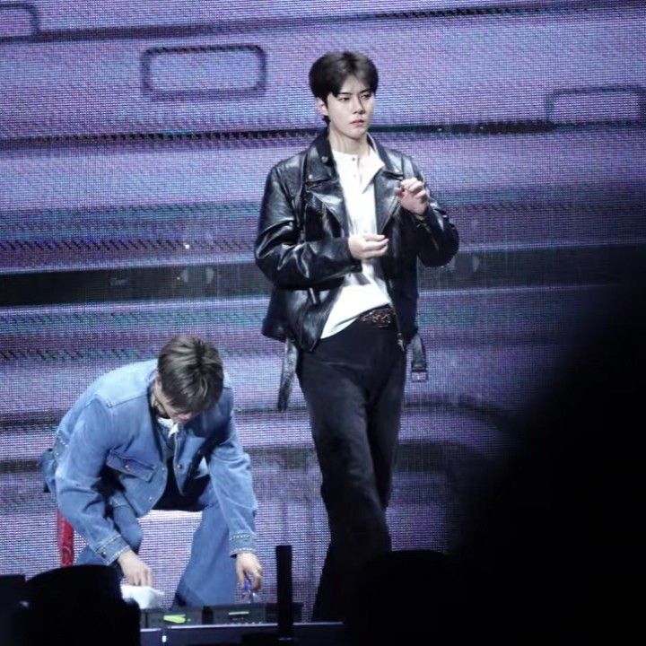 세훈 (EXO) 최근 활동샷