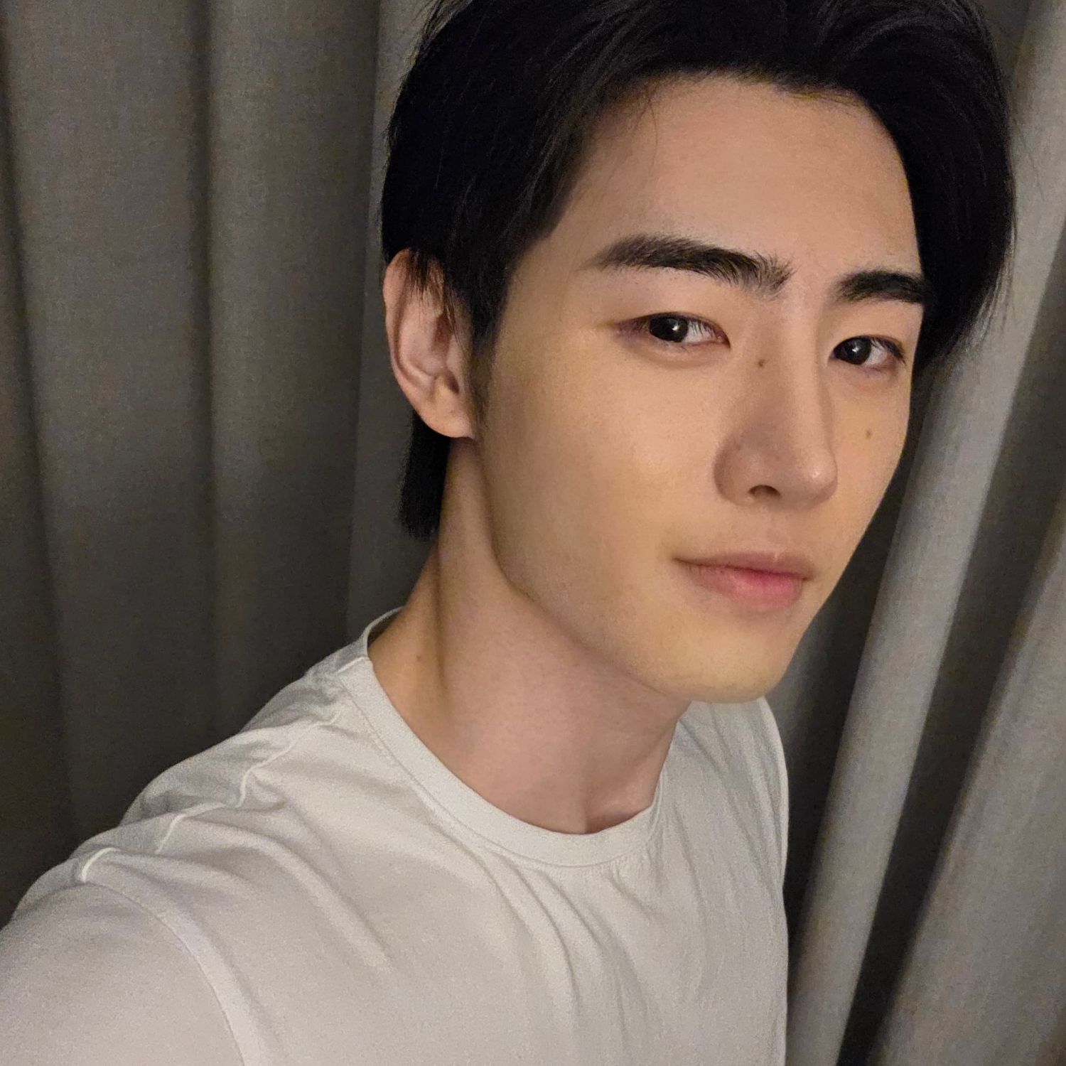 성훈 (ENHYPEN) 최근 활동샷