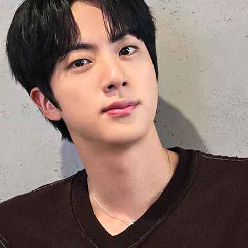 Behind-the-scenes cut of Jin (BTS)