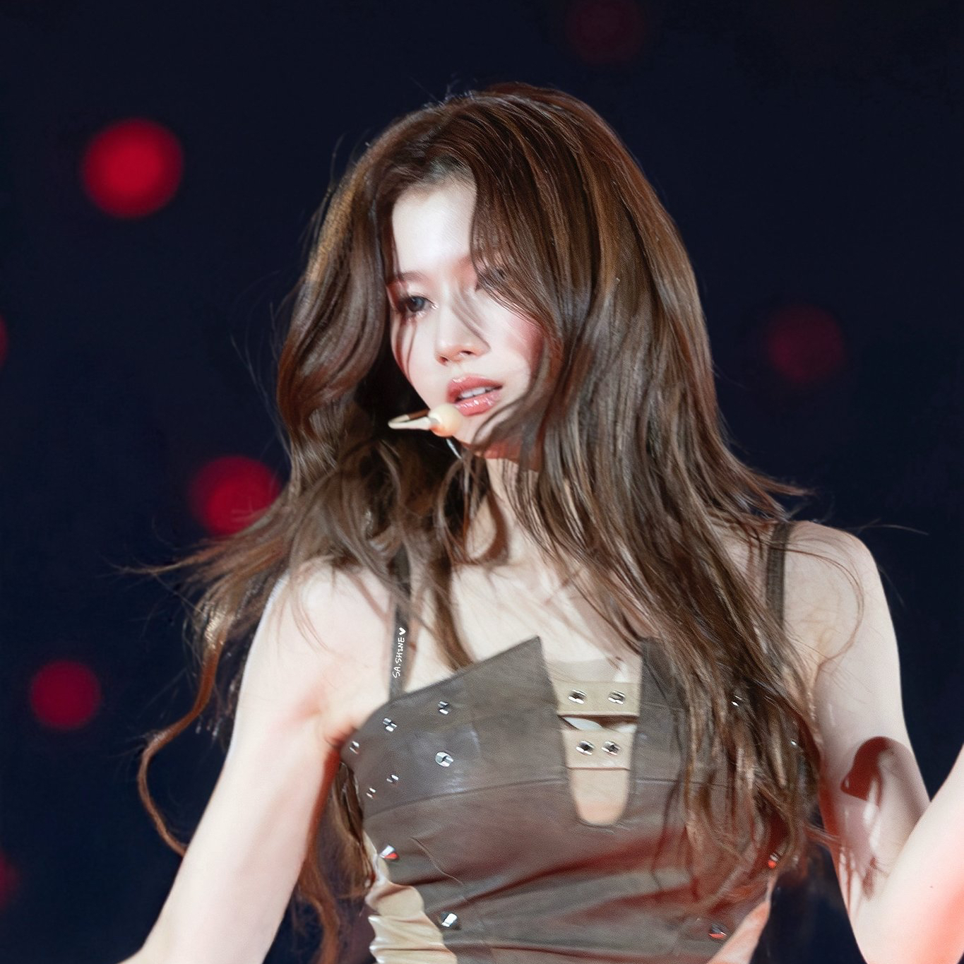 Sana (TWICE)粉丝拍下的瞬间