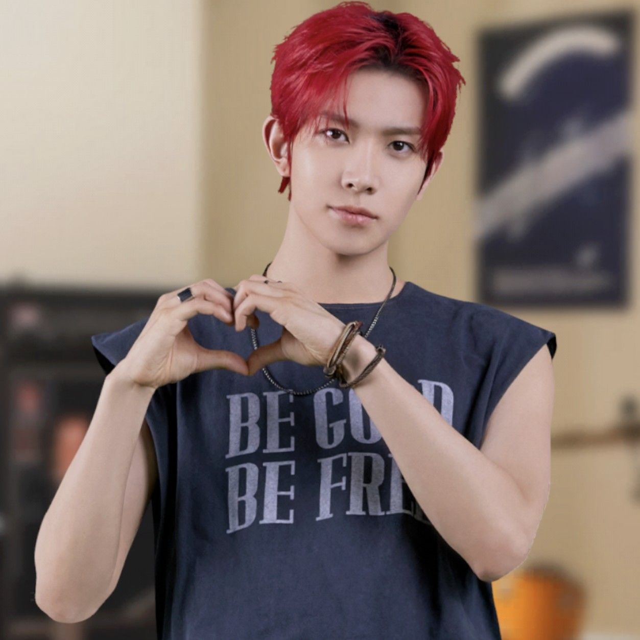 Foto aktivitas terbaru Heeseung (ENHYPEN)