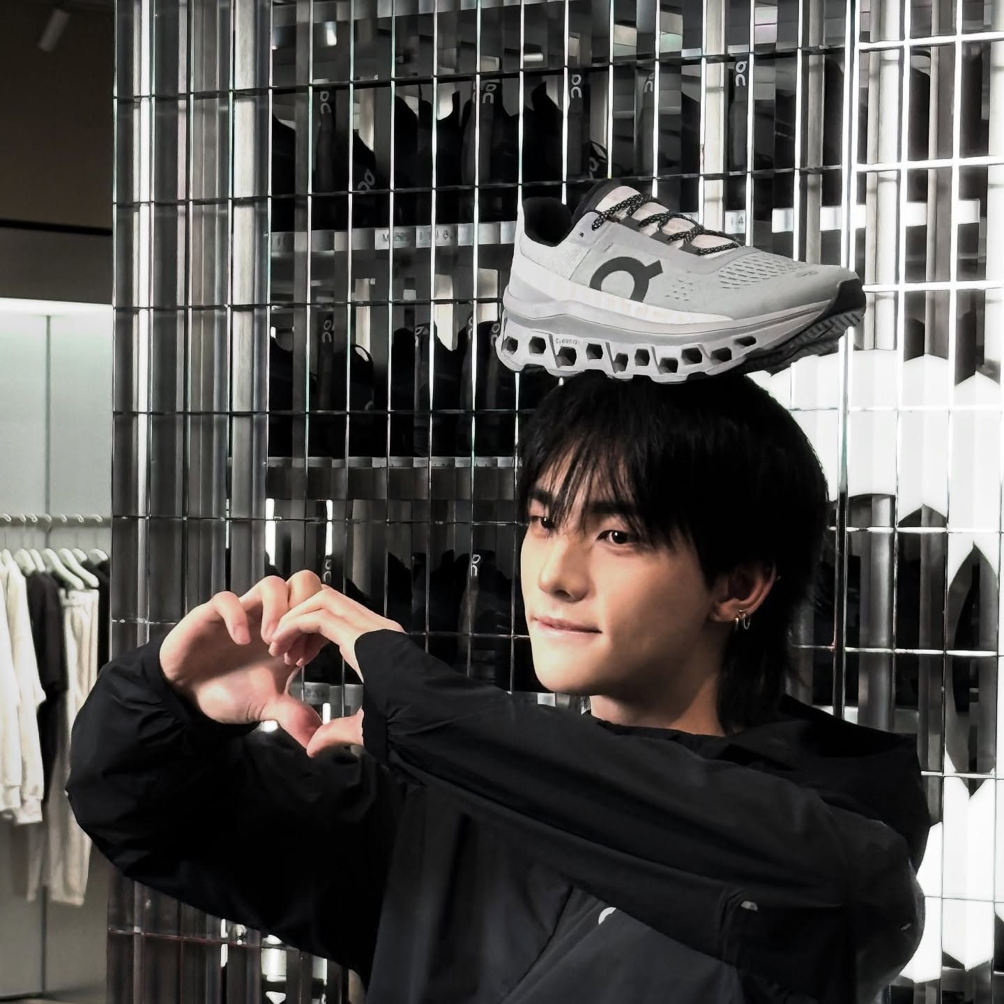 Behind-the-scenes cut of Hyunjin (Stray Kids)