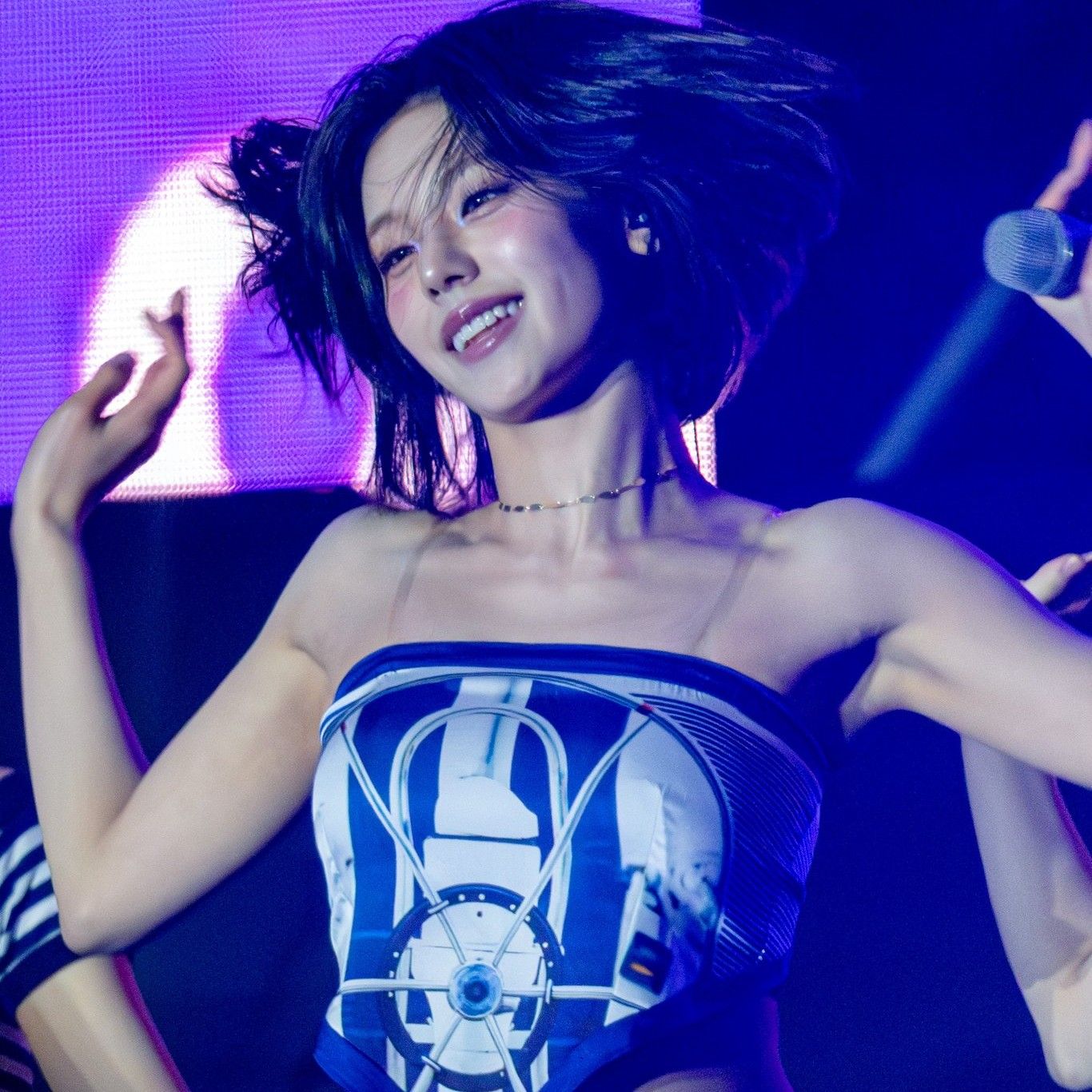 Latest photo of Yeji (ITZY)