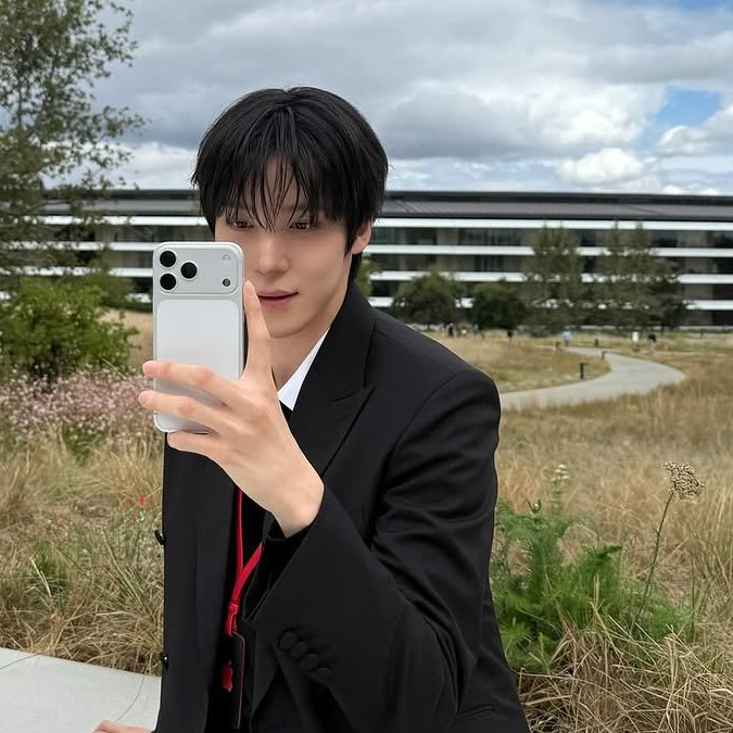 Recent activity shot of Yunho (ATEEZ)