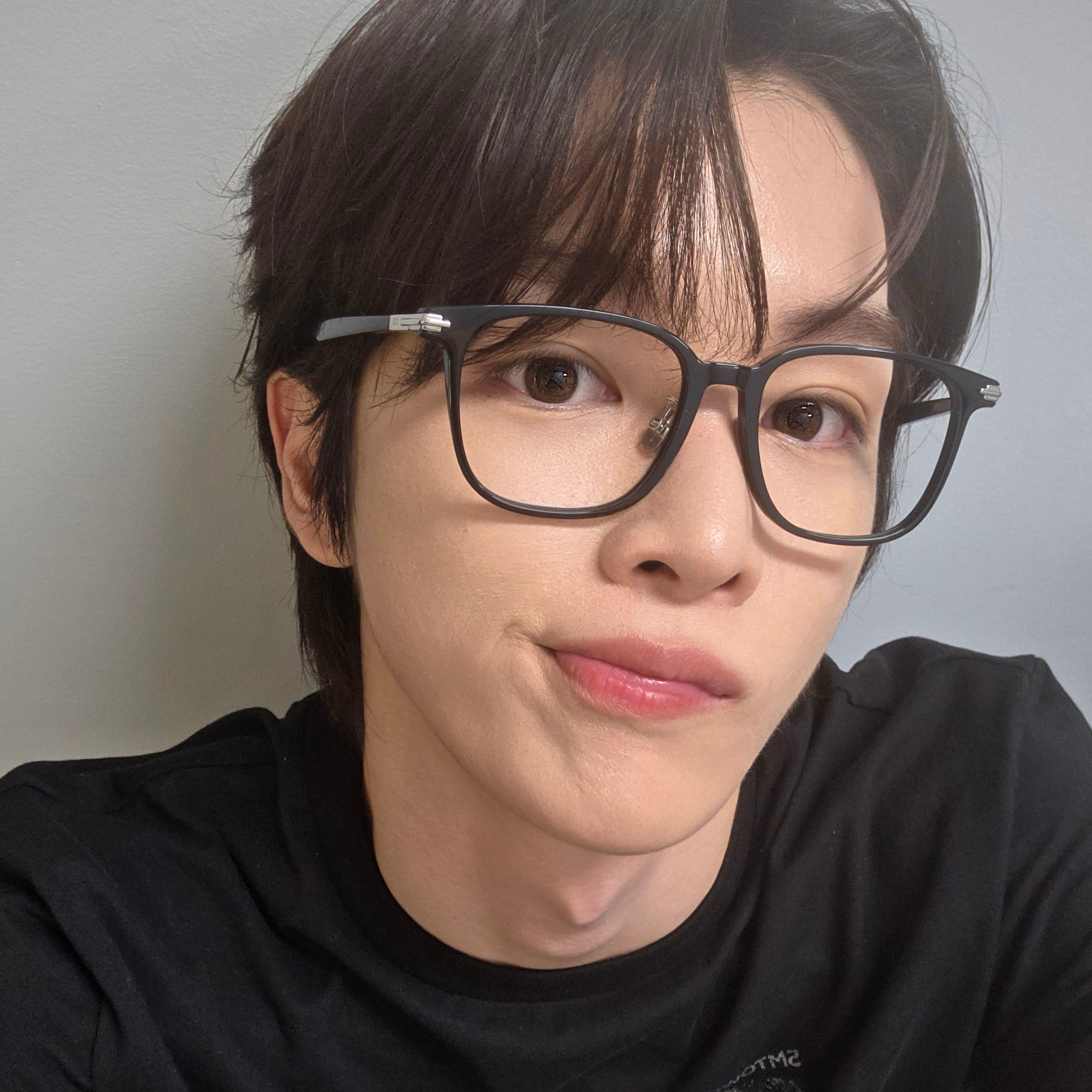Latest photo of Sungchan (RIIZE)