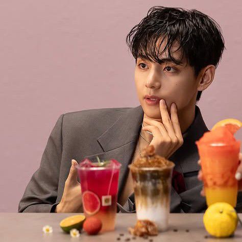 V (BTS)の最近の活動写真