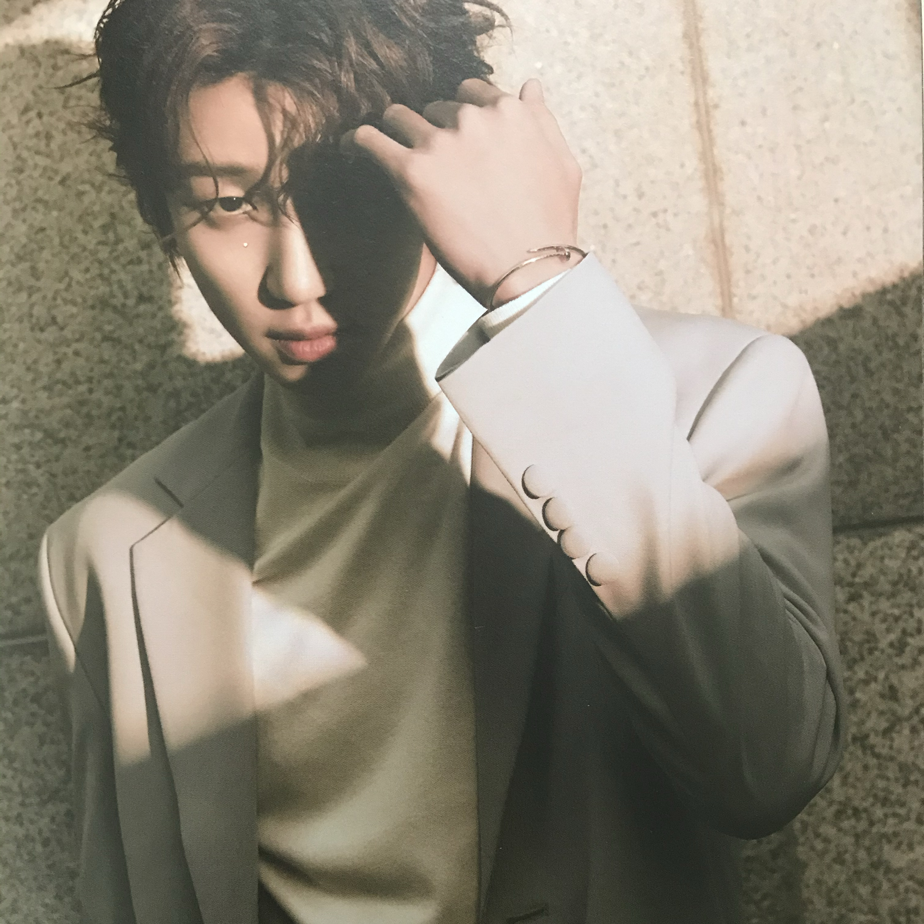 Behind-the-scenes cut of The 8 (SEVENTEEN)