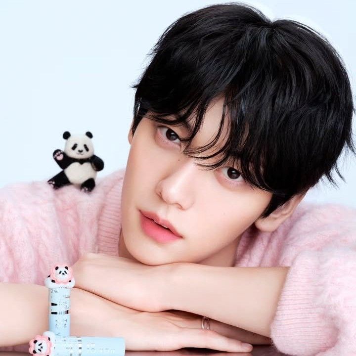 Foto terbaru Soobin (TOMORROW X TOGETHER)