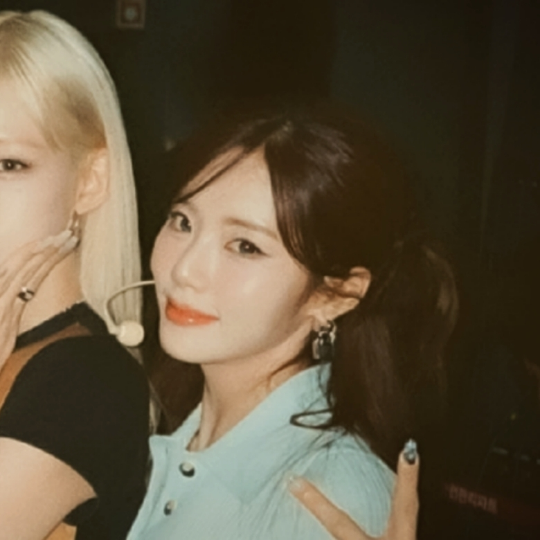 Recent activity shot of fromis (9)